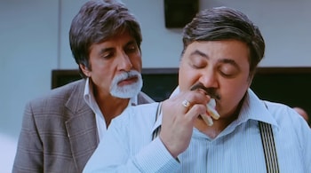 Amitabh Bachchan reacts to Satish Shah passing