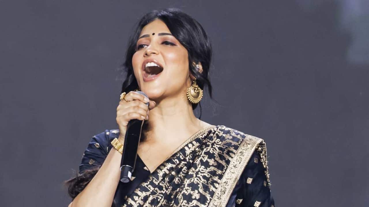 Shruti Haasan: Rs 5 - 6 Crore Actress Shruti Haasan was recently seen in Coolie in which she played Rajinikanth's daughter. The actress has a great screen presence and is one of the most sought after actresses down the South. She is one of the senior most and comes with a legacy as well. The actress charges around Rs 5 - 6 crore as remuneration. 