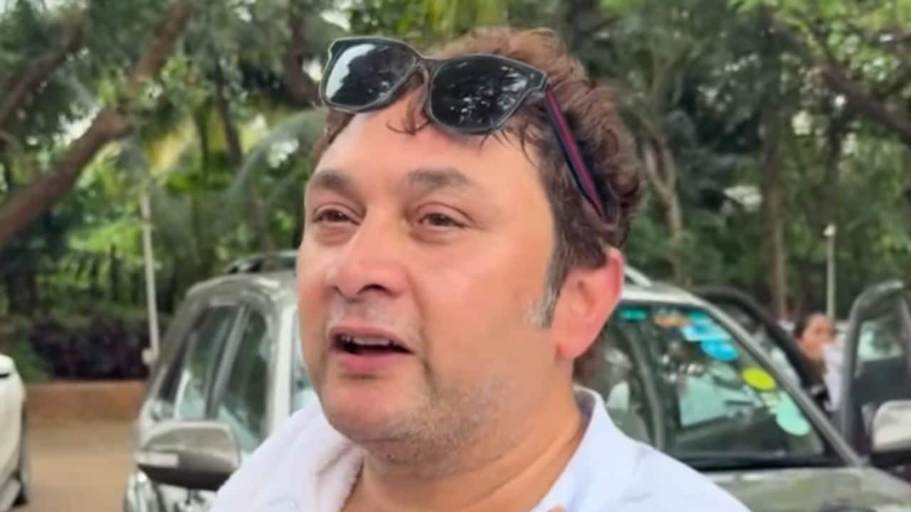 Rajesh Kumar breaks down while remembering Satish Shah: Mere pitaji gaye hain