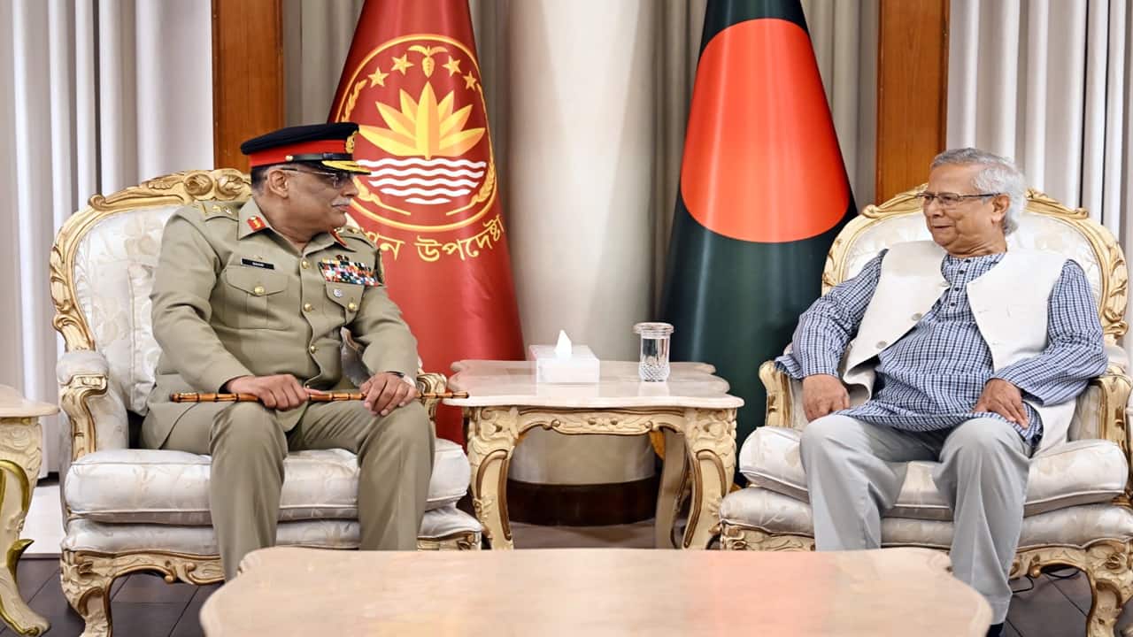 Pakistan army’s top General Mirza in Bangladesh after years of frosty ties