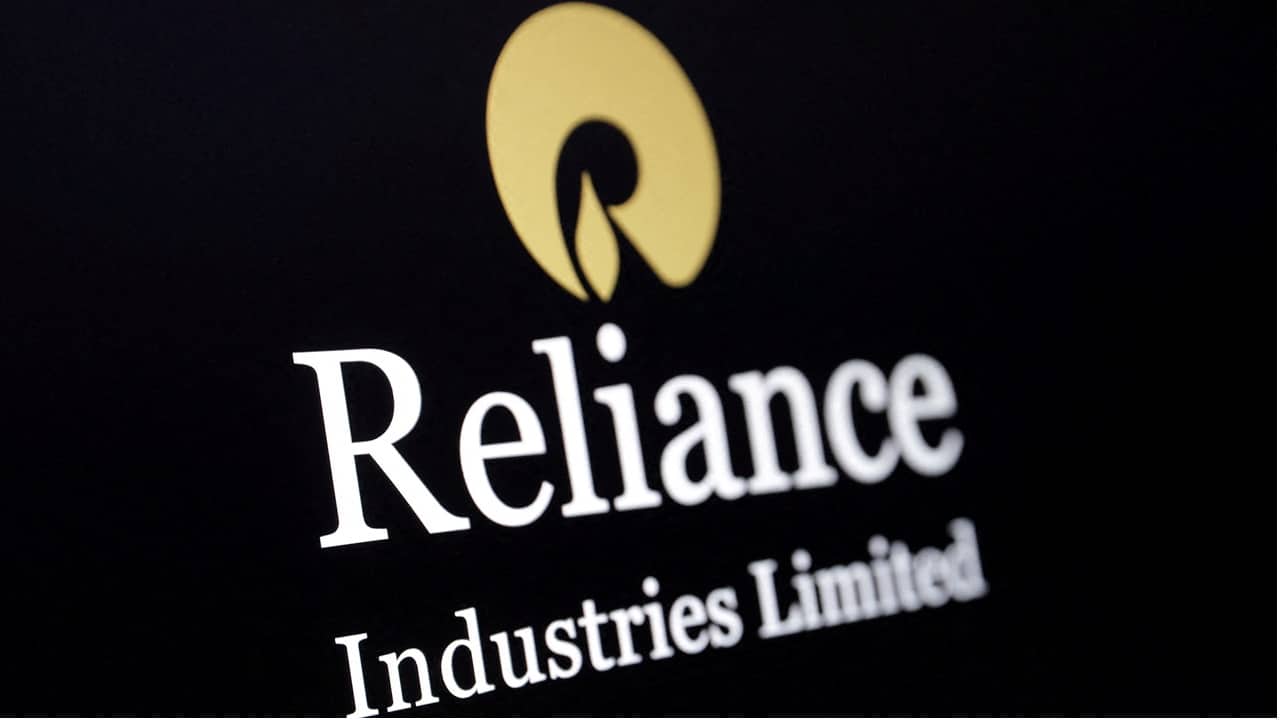 RIL shares rise 2% as Facebook picks 30% stake in its AI venture