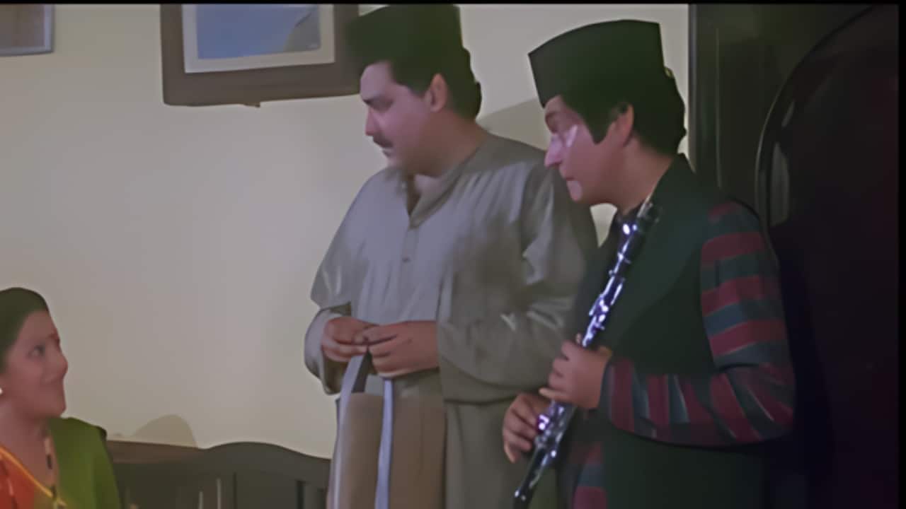Satish Shah and Asrani’s old clip from Ghar Ki Izzat resurfaces online; leaves fans emotional - watch