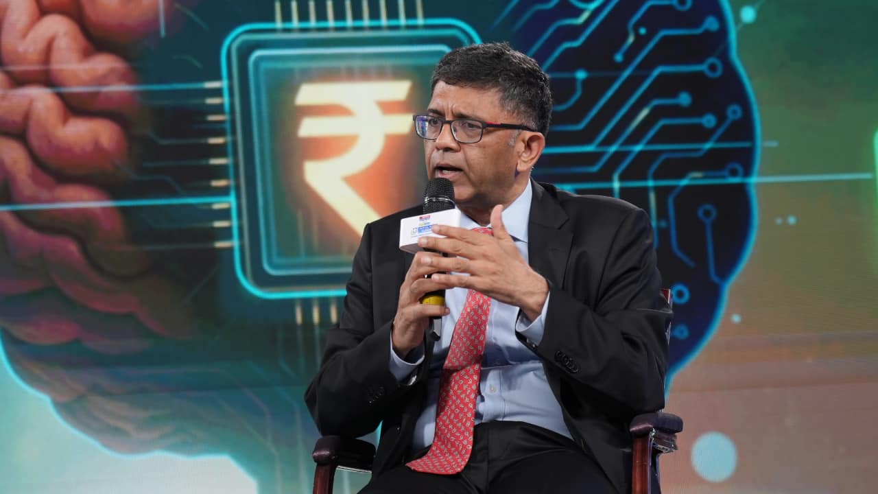 ICICI Prudential AMC’s Anish Tawakley: Stay cautious on mid- and small-caps; prefer large-caps, cyclicals ICICI Prudential AMC’s Anish Tawakley: Stay cautious on mid- and small-caps; prefer large-caps, cyclicals