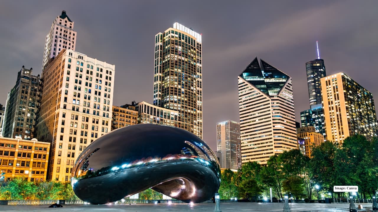 9. Chicago, USA In a country as vast as the U.S., Chicago stands out for its down-to-earth charm. Known as the “City of Broad Shoulders,” it’s home to friendly locals who combine Midwestern kindness with big-city confidence. (Image: Canva)