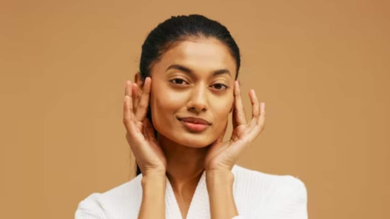 Want to look young? Dermatologist recommends 6 easy food swaps for glowing skin in 50s