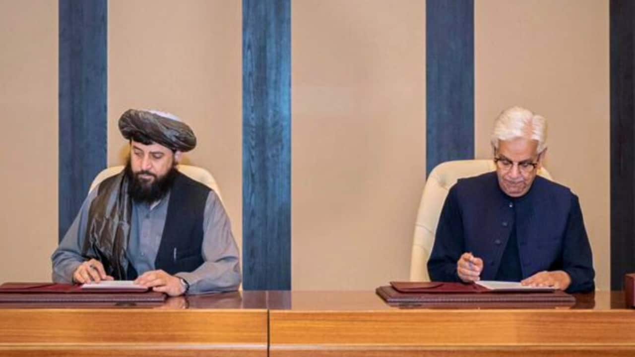 Tension boils, fear grows as Pakistan-Afghanistan talks hit roadblock; India drawn into blame game Tension boils, fear grows as Pakistan-Afghanistan talks hit roadblock; India drawn into blame game