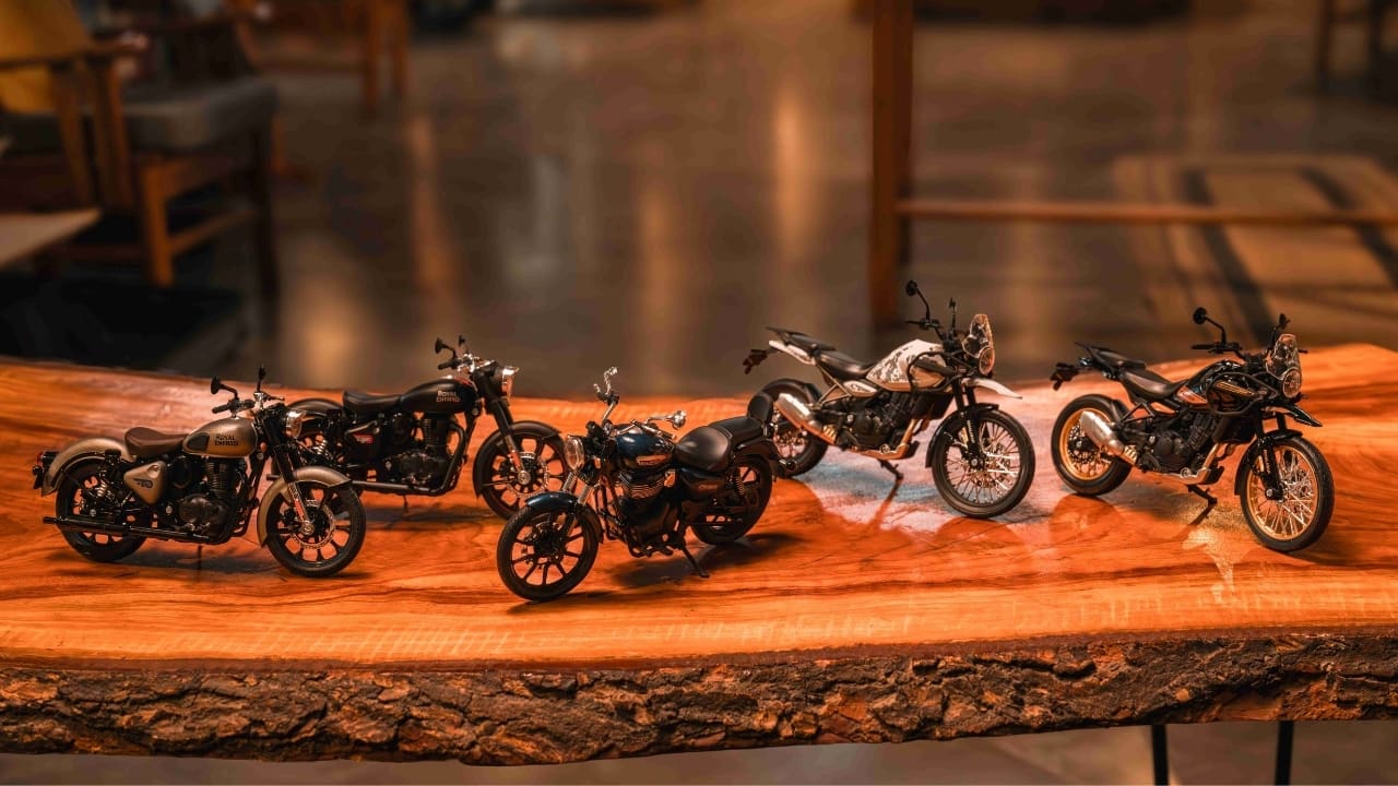 How to select smart, stylish accessories your biker friend will love to own, flaunt