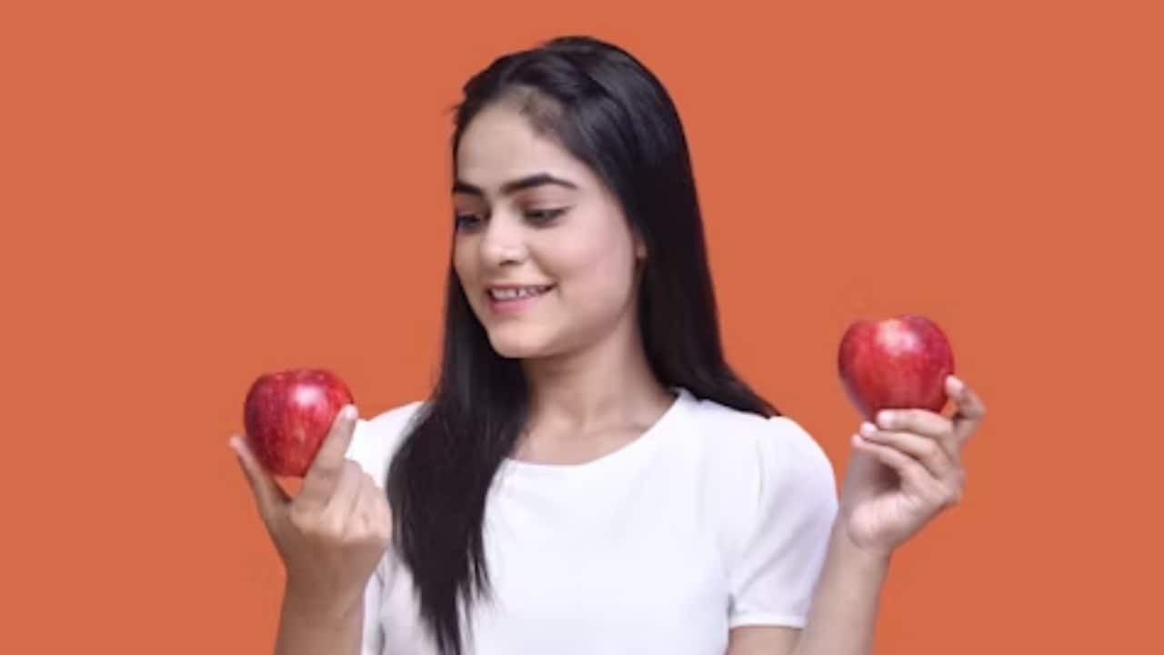 Want to improve your sleep cycle? Try including apples and carrots in your diet Want to improve your sleep cycle? Try including apples and carrots in your diet