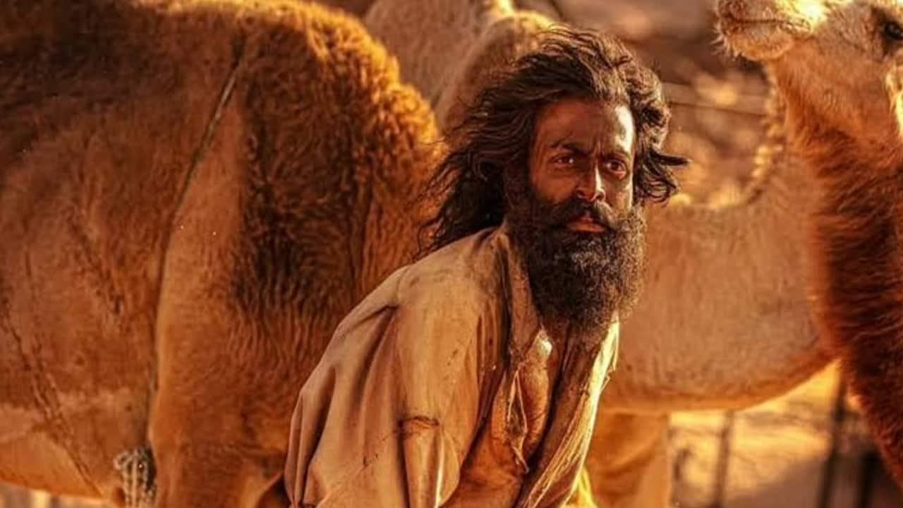 Aadujeevitham Aadujeevitham is based on a true story of migrant workers, although many people in the Gulf who saw the movie said it didn't show the kafala system appropriately. Some people, on the other hand, said that it did a good job of showing problems with human rights and the problems that migrant workers have to cope with.