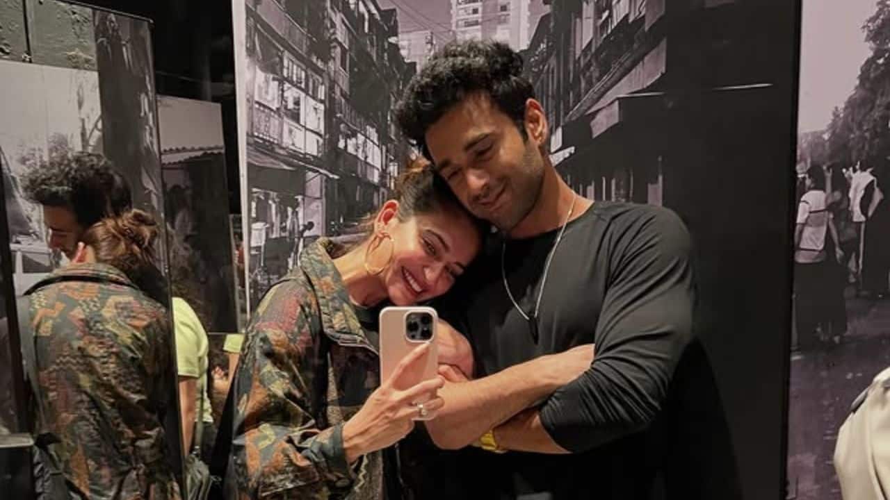 <strong>7. Collaborations and On-Screen Chemistry</strong><br />Her on-screen pairing with Pulkit Samrat, seen in films like Veerey Ki Wedding and Pagalpanti, received good audience attention. The duo’s real-life chemistry later translated into a much-loved off-screen relationship.