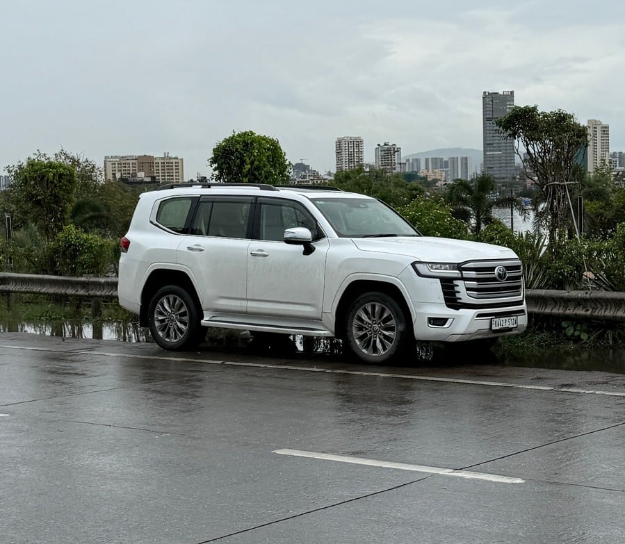 The  Drive Report: Toyota Land Cruiser LC300