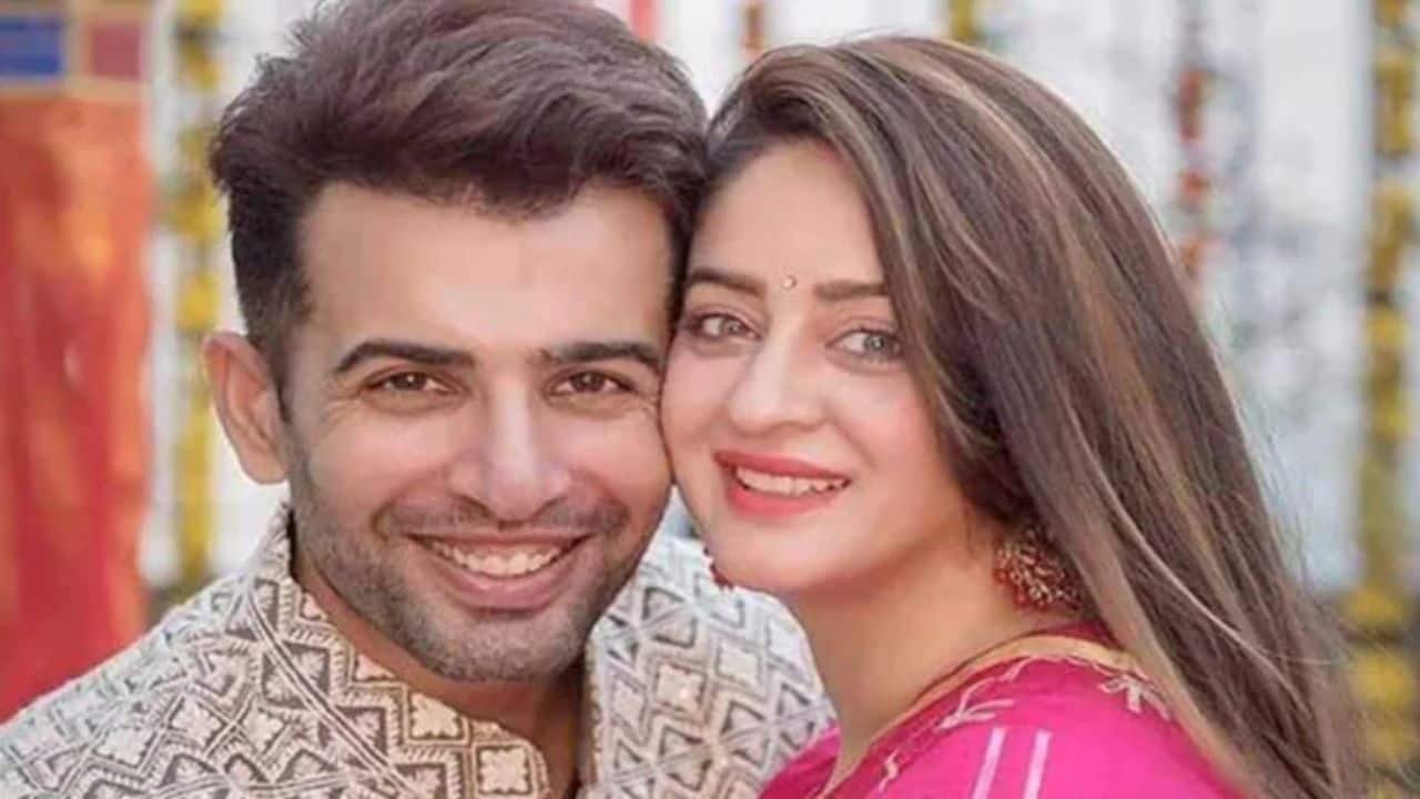 <strong>Jay Bhanushali and Mahhi Vij</strong><br />They are reportedly headed for a divorce after 14 years of marriage. The divorce is believed to have been finalised between July and August 2025. The couple has not officially confirmed the news.