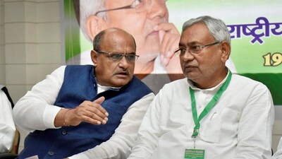 Senior JD(U) leader KC Tyagi on Tuesday cautioned against mixing sports and politics. (File: PTI)