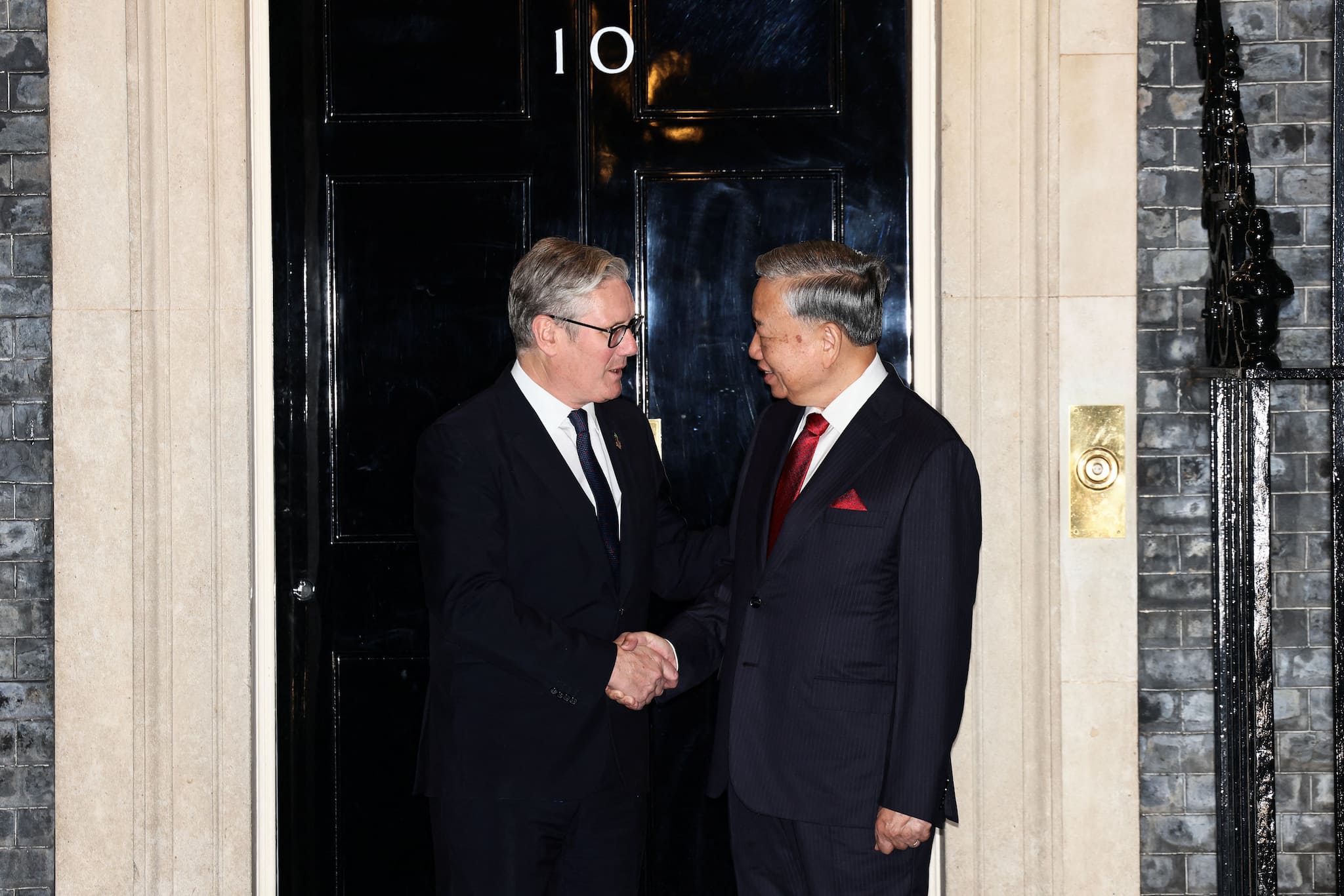 UK and Vietnam agree deal on illegal migration UK and Vietnam agree deal on illegal migration