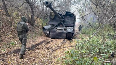 Putin claims Russian forces surround two Ukrainian cities, Kyiv denies