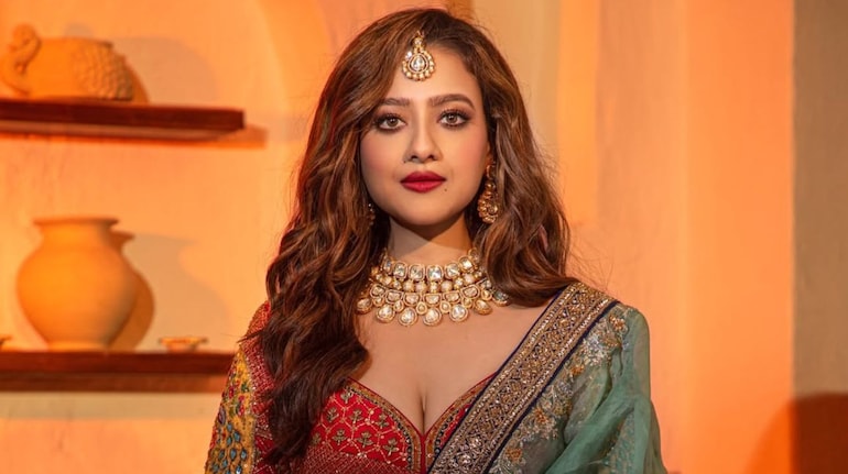 Madalsa is married to Mithun Chakravorty's son