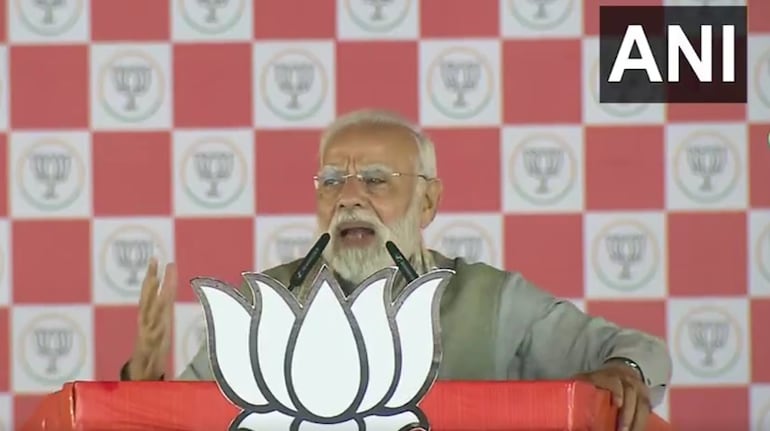 Prime Minister Narendra Modi addresses a public rally in Muzaffarpur