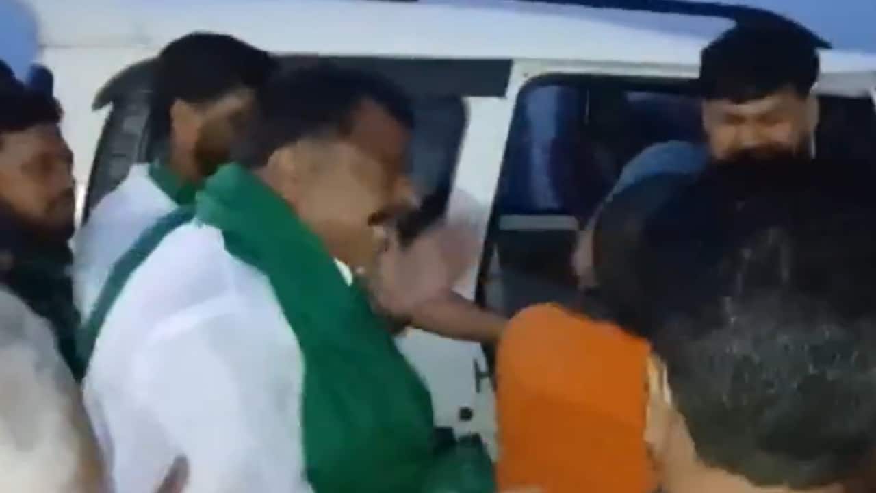 Former Lalu Prasad's aide, Dularchand Yadav, shot dead during election campaign in Mokama