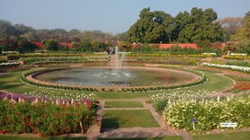 9 Beautiful Mughal Gardens That Still Exist