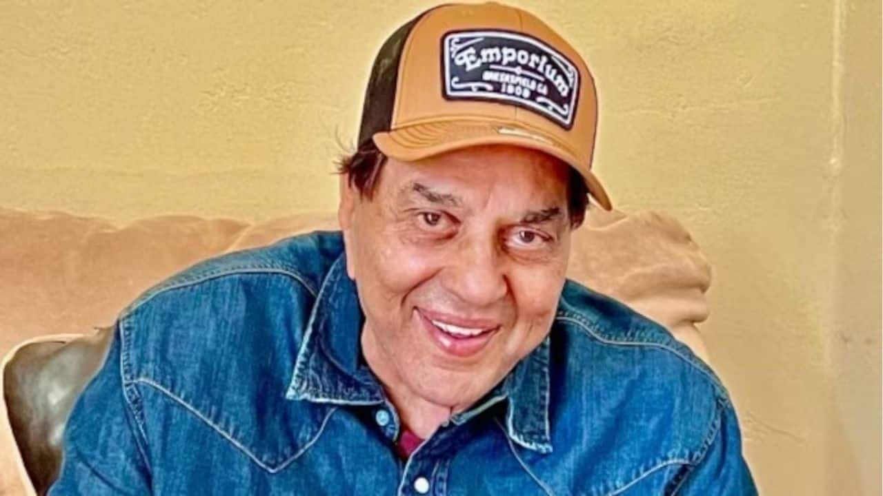 Chiranjeevi, Balakrishna, Allu Arjun mourn veteran actor Dharmendra's demise, share condolences