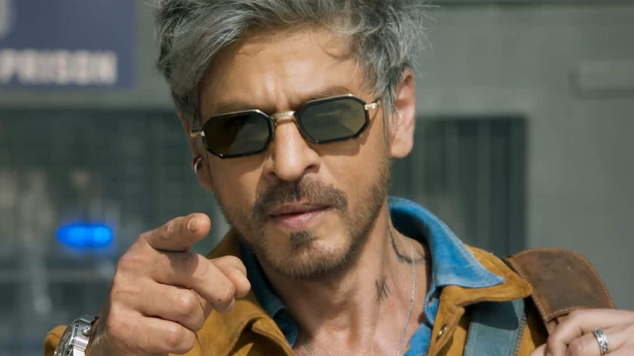King: Shah Rukh Khan's first look is out and he looks lethal, takes internet by storm: Watch