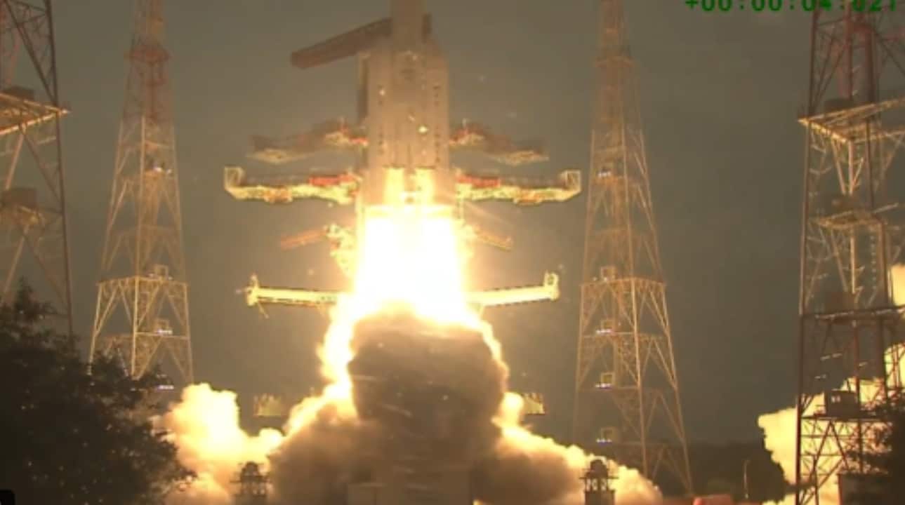 Watch | ISRO launches 'Bahubali' LVM3-M5 rocket with heaviest communication satellite ever from Indian soil