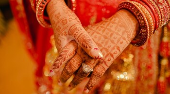 According to the survey, more than 39 percent of daters above 28 from metros and suburbs feel that marriage is no longer a life milestone; it is a choice (Image: Pexels)