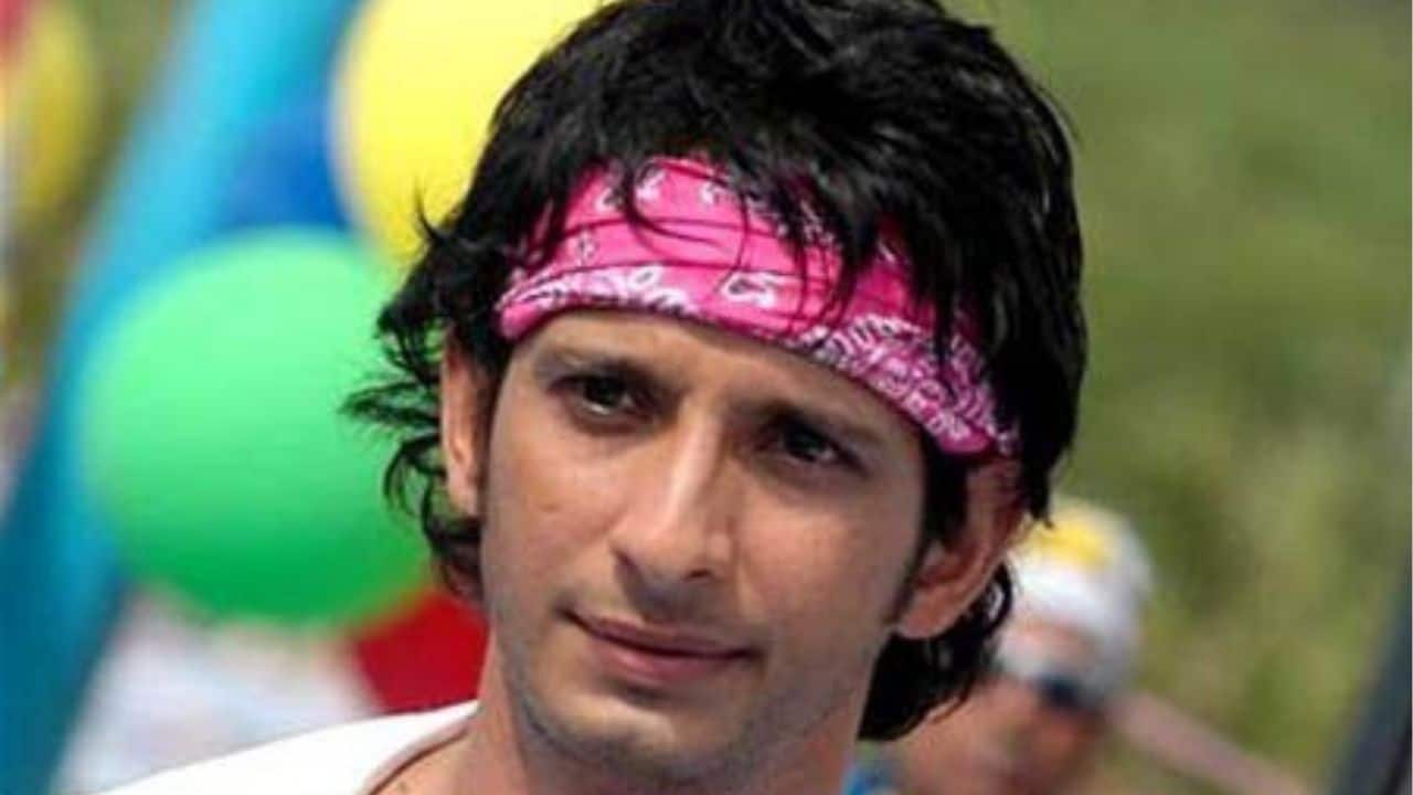 Golmaal: In 'Golmaal', Sharman Joshi was at his hilarious best, and there’s no denying that! As Laxman, his chemistry with the group and his impeccable comic sense lent weight to the film’s cult status.