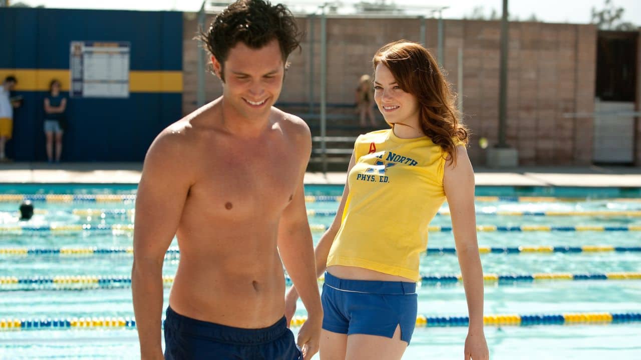 Easy A Speaking of romantic comedies, Easy A is unquestionably a tribute to all of the greatest romantic films from the 1980s. An intelligent high school student named Olive (Emma Stone) unintentionally persuades the entire school that she will sleep with anyone in exchange for money. The film explores romance, agency, and choice. Additionally, Emma Stone and Penn Badgley's amazing chemistry won over the fans.