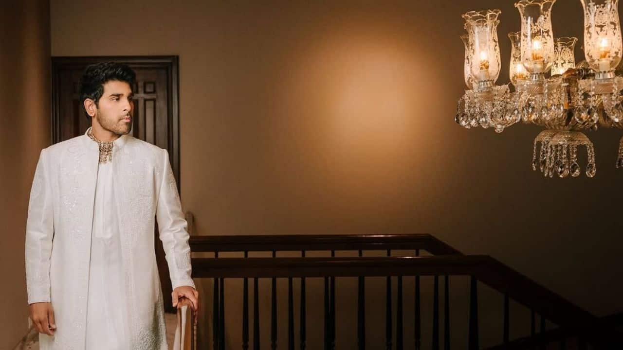 3. Sirish’s Dapper Look by Manish Malhotra For the big occasion, Allu Sirish wore a bespoke ivory sherwani designed by Manish Malhotra, embellished with intricate zardozi embroidery. The outfit struck a perfect balance between traditional craftsmanship and contemporary elegance, highlighting his sophisticated fashion sense.