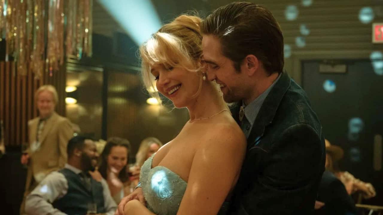 Jennifer Lawrence on filming intimate scenes with Robert Pattinson in Die My Love: "He was not like those male actors who..." Jennifer Lawrence on filming intimate scenes with Robert Pattinson in Die My Love: "He was not like those male actors who..."