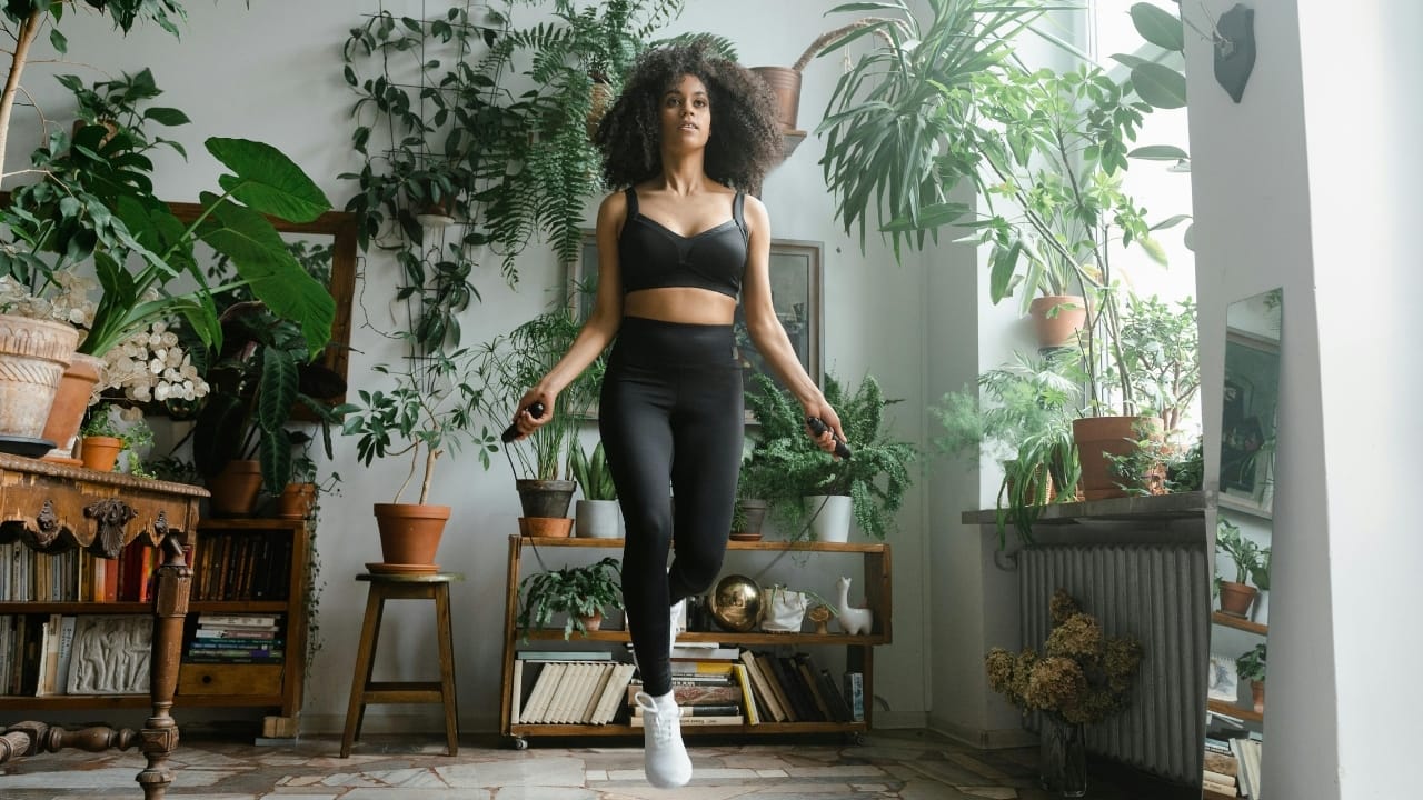 5 daily habits proven to increase longevity, shared by a cardiologist with 25+ years of experience