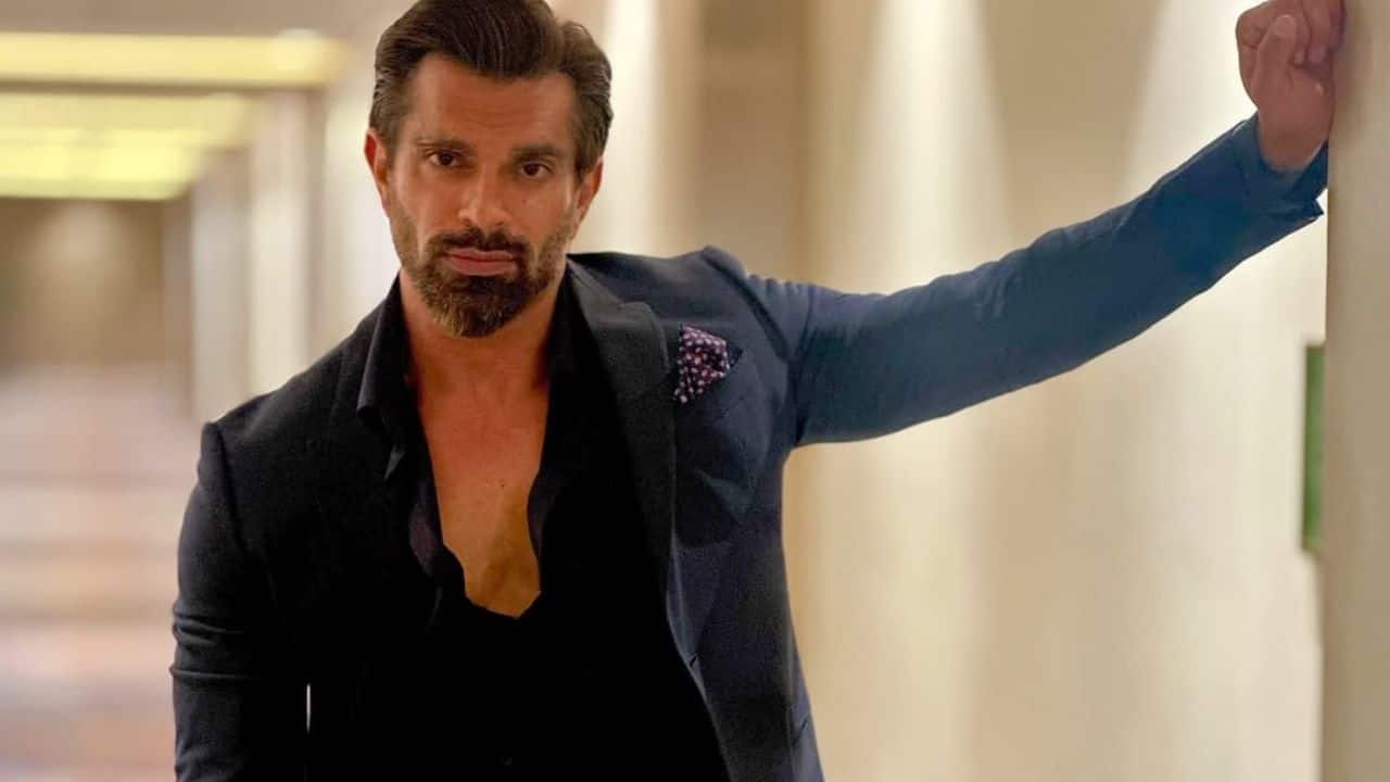 <strong>Karan Singh Grover</strong><br />He was notably replaced in the hit show Qubool Hai as the lead actor due to consistent unprofessional behaviour, including frequent late arrivals or complete absence from the set. Similar issues were reported during his time on Dill Mill Gayye.