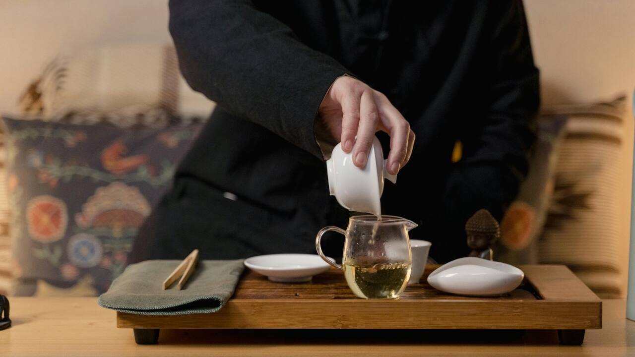 Health benefits of green tea: those who drink two or more cups of green tea per day show a significant reduction in dementia symptoms (Image: Pexels)