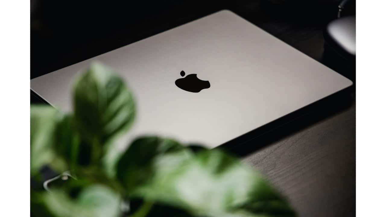 Inside Apple’s enterprise playbook for Mac: Smarter AI, lower costs, and greener performance