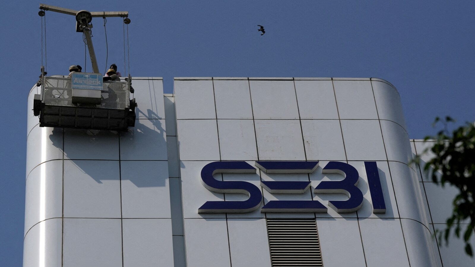 SEBI bars Punit Goenka, Subhash Chandra for a year over unauthorised mortgage of ZEEL property