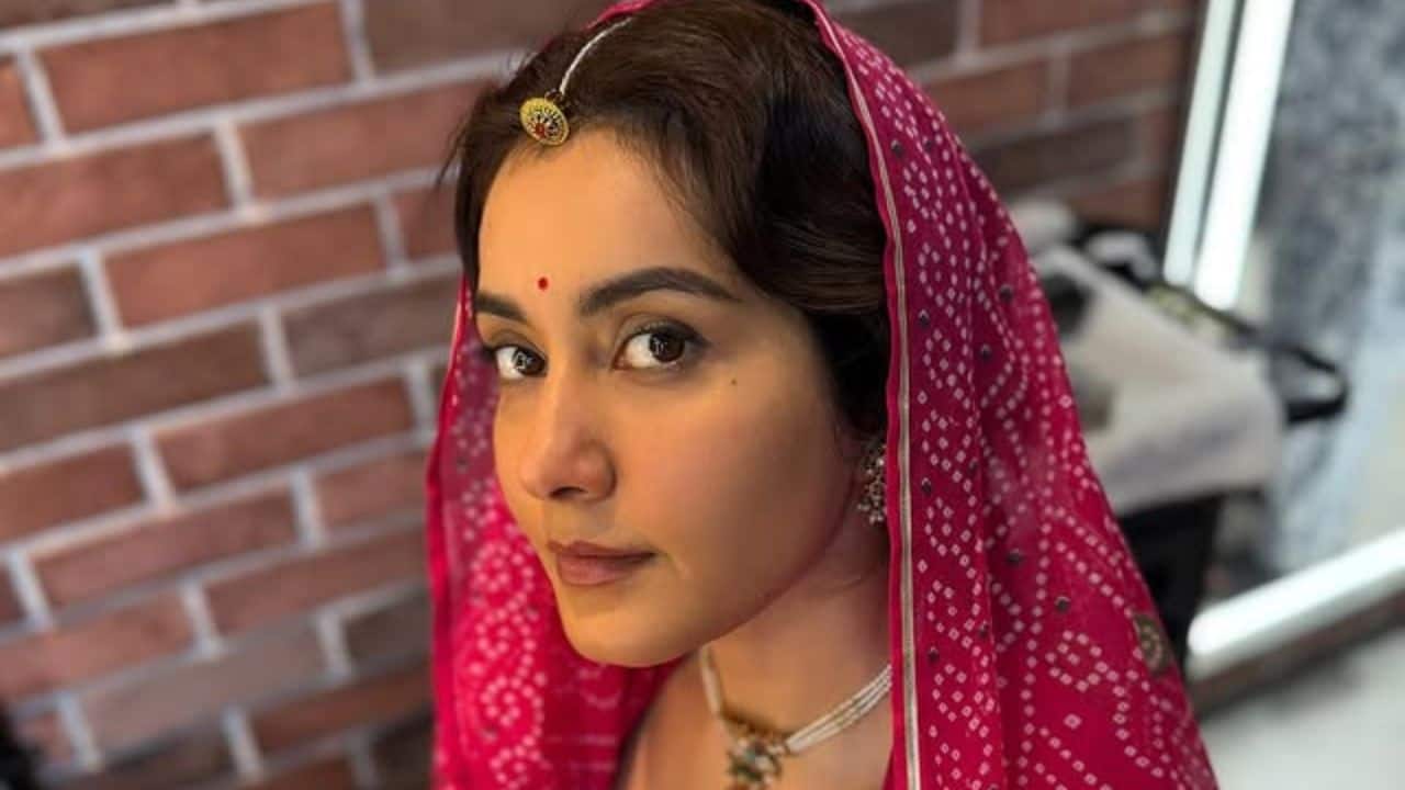Raashii Khanna shares BTS pics from 120 Bahadur as Shugan Shaitan Singh: &quot;She lived the war every day&quot;