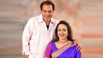 While Dharmendra’s first wife and sons, Sunny Deol and Bobby Deol, organised a prayer meet at Taj Lands End, his second wife, Hema Malini, held a separate prayer meeting at his Mumbai residence.

