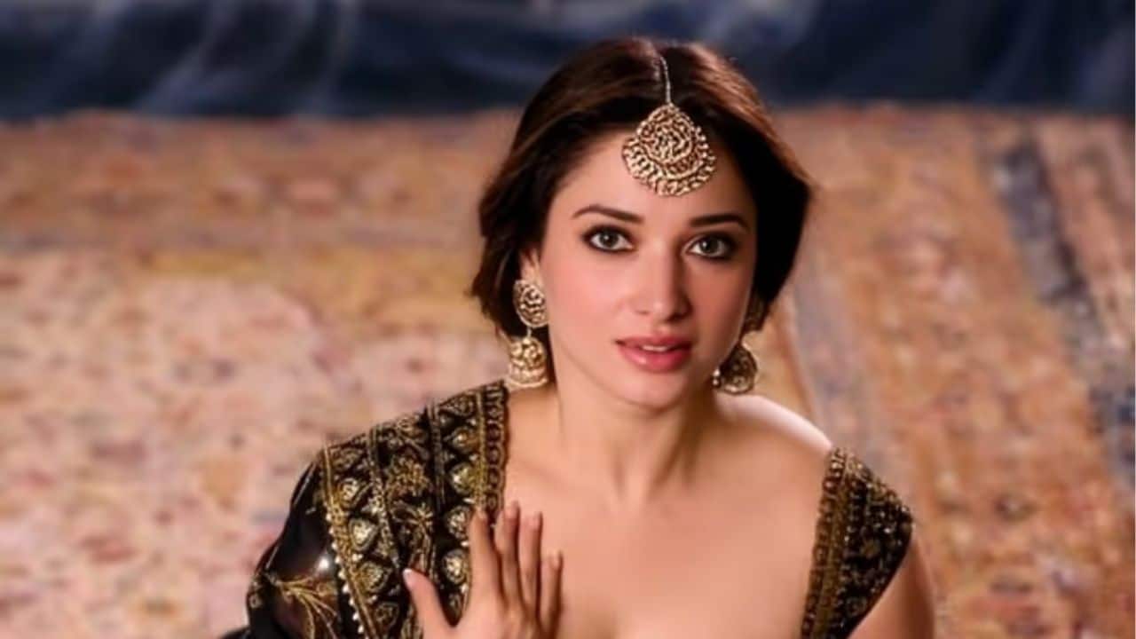 Tamannaah Bhatia opens up about body positivity and self-acceptance, says "My curves are not going anywhere..."