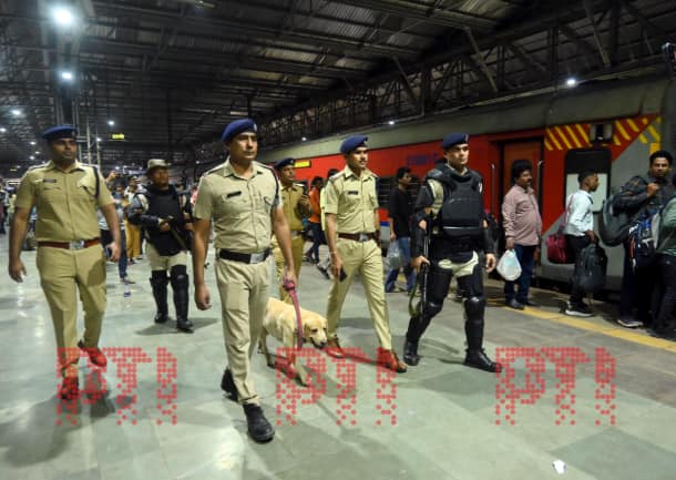 Delhi blast: Maharashtra on high alert; Mumbai, key railway stations under tight security