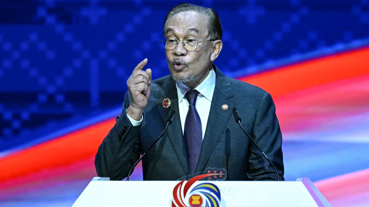 Malaysian PM denounces Delhi Red Fort blast, says 'deserves the strongest condemnation'