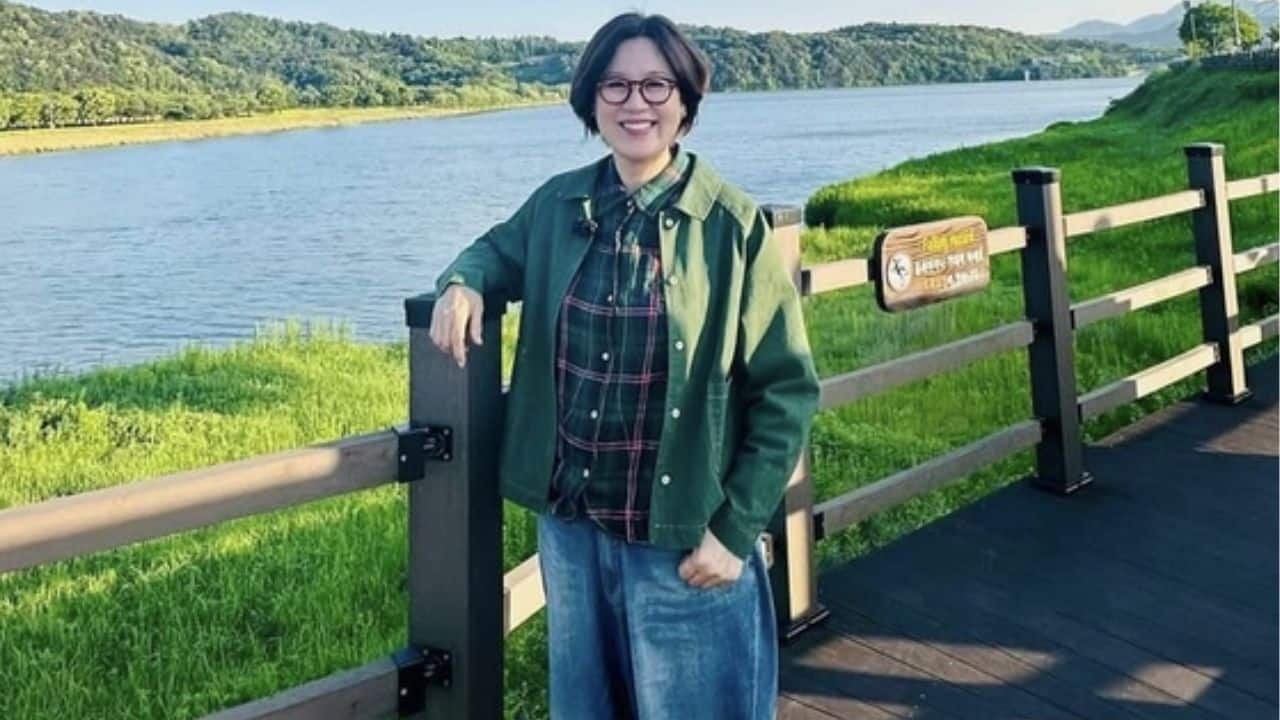 Comedian Park Mi-sun opens up about her battle with breast cancer for the first time: I realised how loved I am...