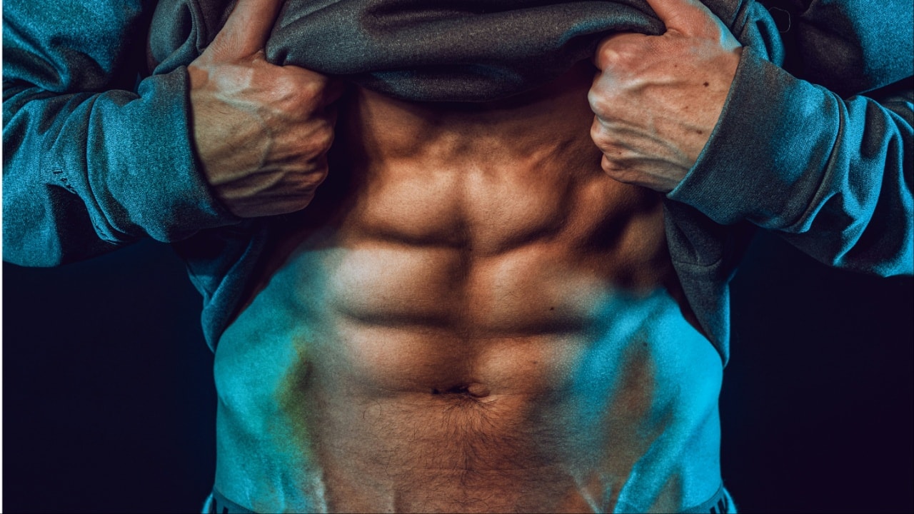 Chinese man spends Rs 5 crore for 4,000 acid injections to create 8-pack abs