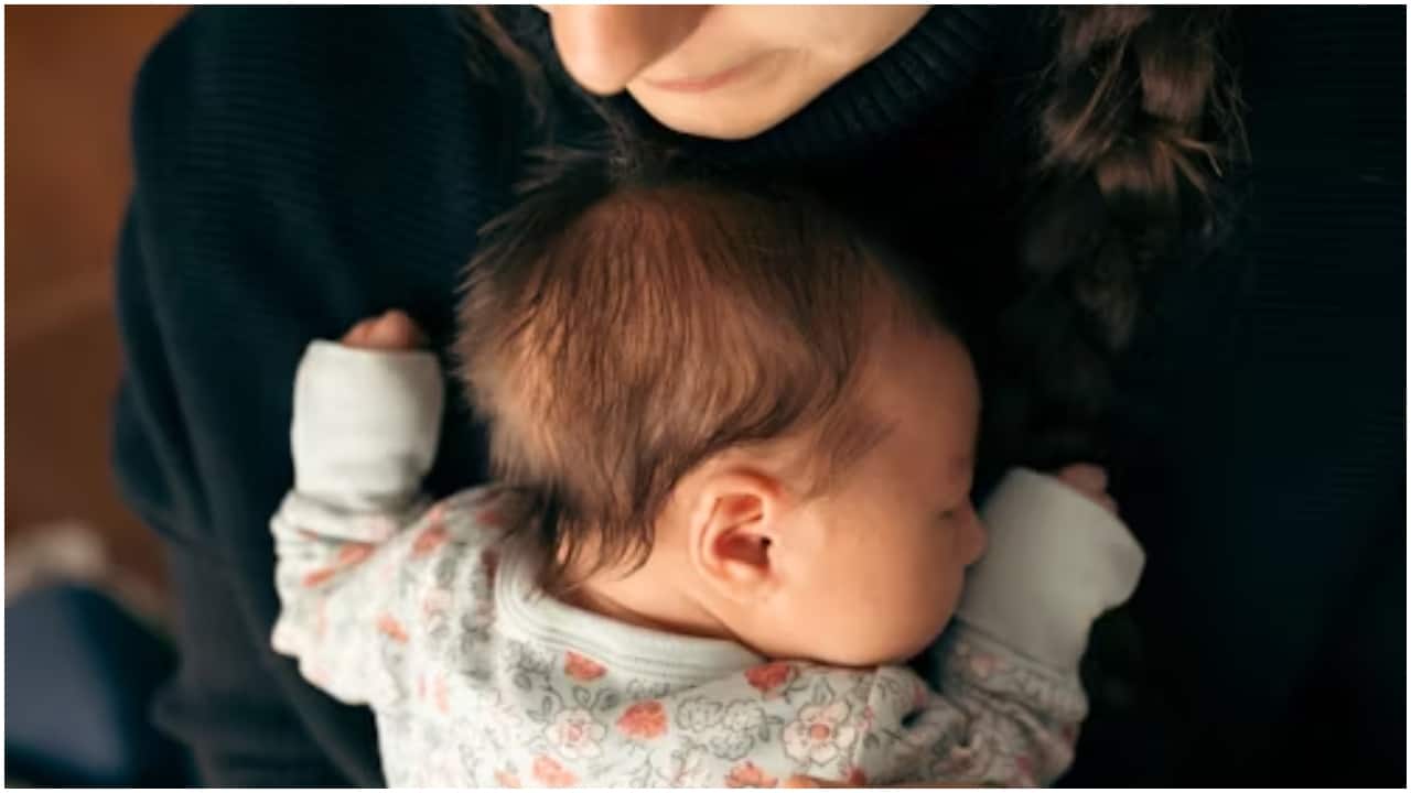 Woman seeks IVF payment from ex-boyfriend after 10-year relationship, says he 'stole' her childbearing years