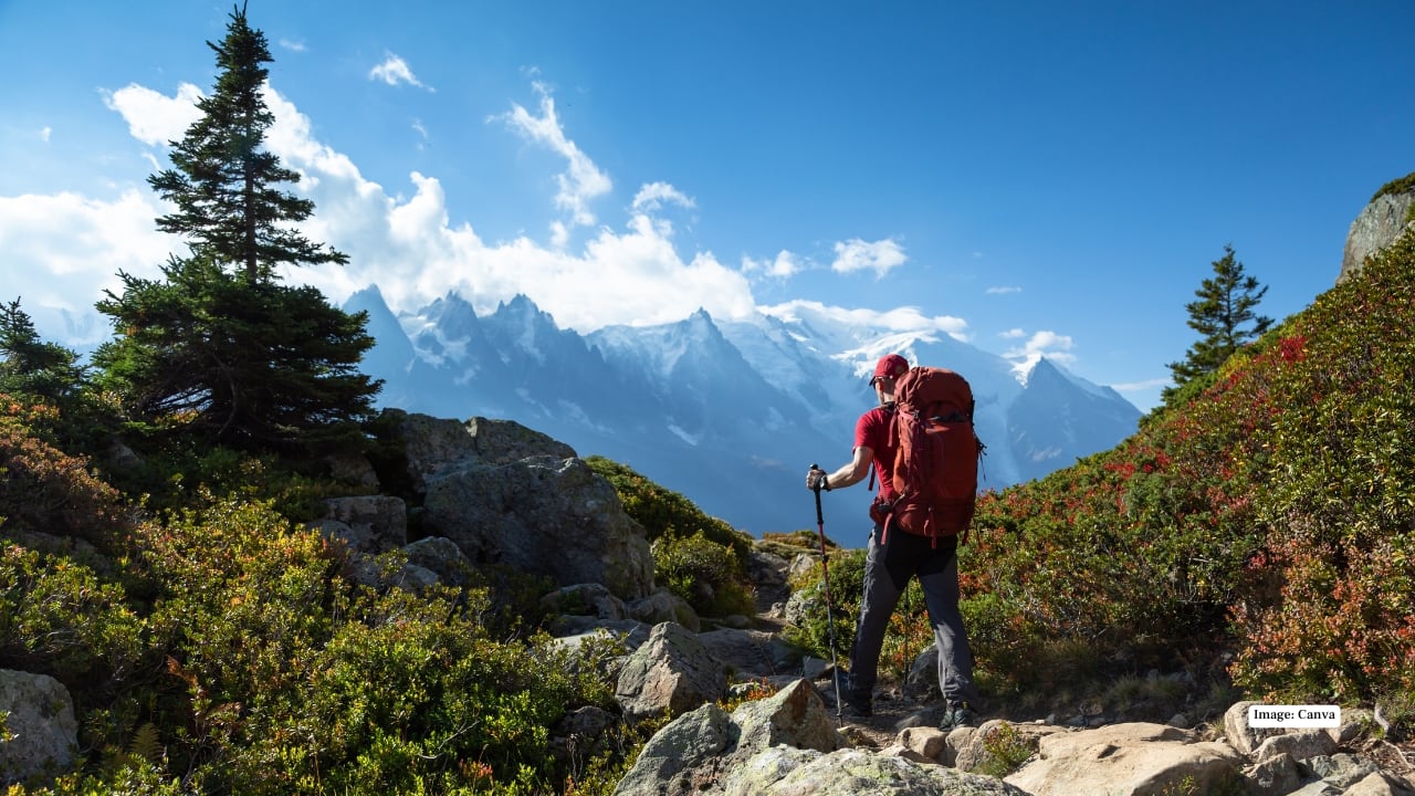3. Tour du Mont Blanc, Switzerland–Italy–France Route: Chamonix Loop around Mont Blanc Length: 170 km | Duration: 7–10 days | Best Time: June–September This legendary European trek circles the mighty Mont Blanc, traversing alpine meadows, glacier valleys, and charming villages. Cross three countries, sample local wine and cheese, and stay in cozy mountain huts as you hike one of the world’s most scenic circuits.
