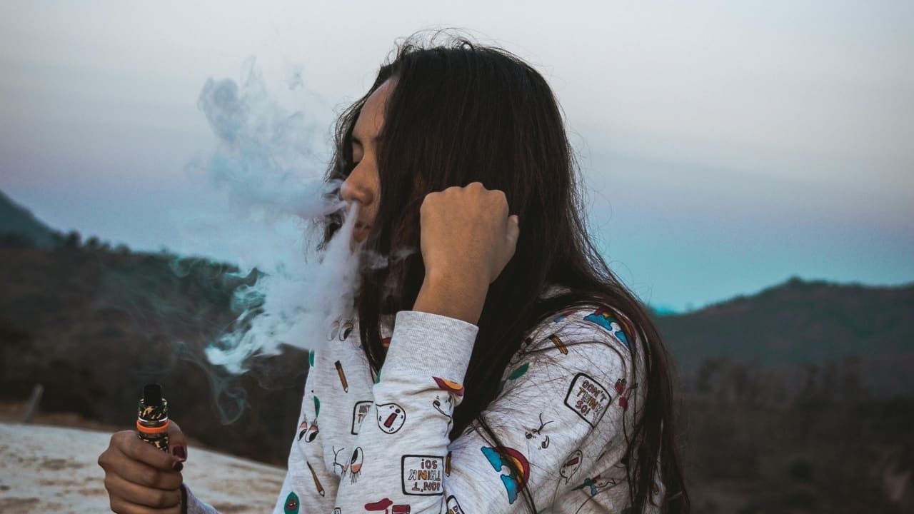 Pre-diabetes risk rises from 15% in smokers to 28% in those who smoke and vape, says study