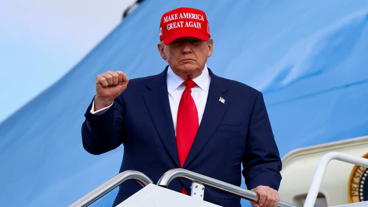 Trump attacks ‘weak Republicans’ ahead of House vote on releasing Epstein files Trump attacks ‘weak Republicans’ ahead of House vote on releasing Epstein files