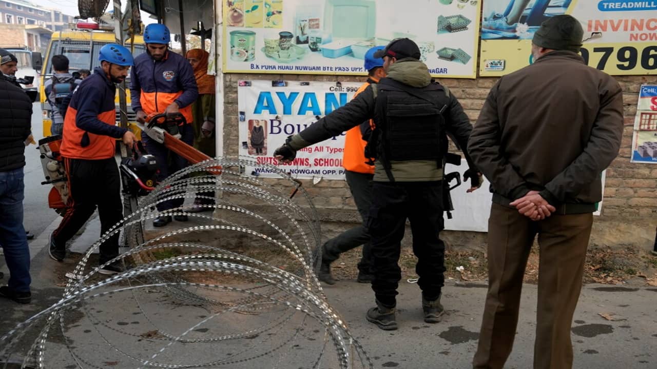 Nowgam 'accidental' blast: 9 killed, 32 injured; explosives linked to Red Fort attack; MHA urges no speculation