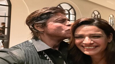 Mona Singh asked Shah Rukh Khan to step out during Duniya Haseeno Ka Mela shoot for B***ds of Bollywood - here’s why