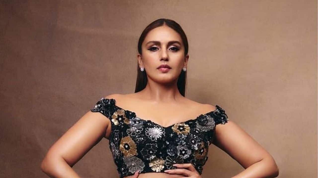 Huma Qureshi reveals parents mistook her first film offer for a “Prostitution Racket": They thought why would somebody cast you? Huma Qureshi reveals parents mistook her first film offer for a “Prostitution Racket": They thought why would somebody cast you?